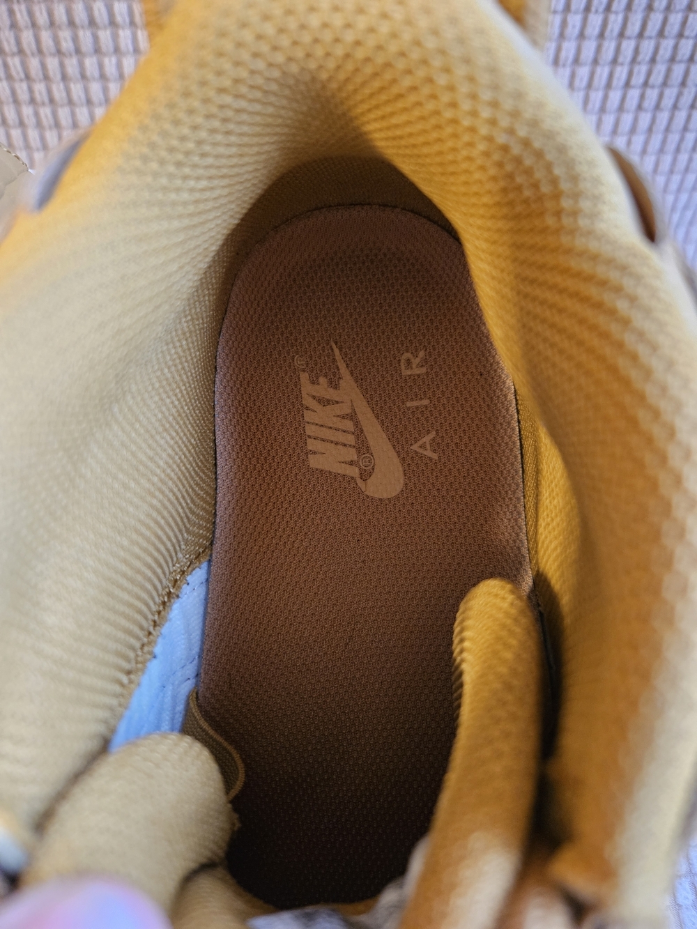 Nike Air More Uptempo Wheat Quilted (W) - Picture 14 of 16